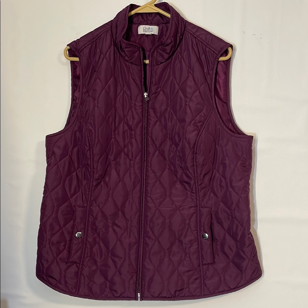 Purple Quilted Vest, adjustable at waist, women’s L
